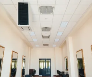 wymogi sanepidu salon fryzjerskiwysokość lokalu